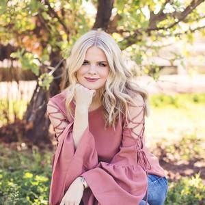 Meet your Posher, Emma kate